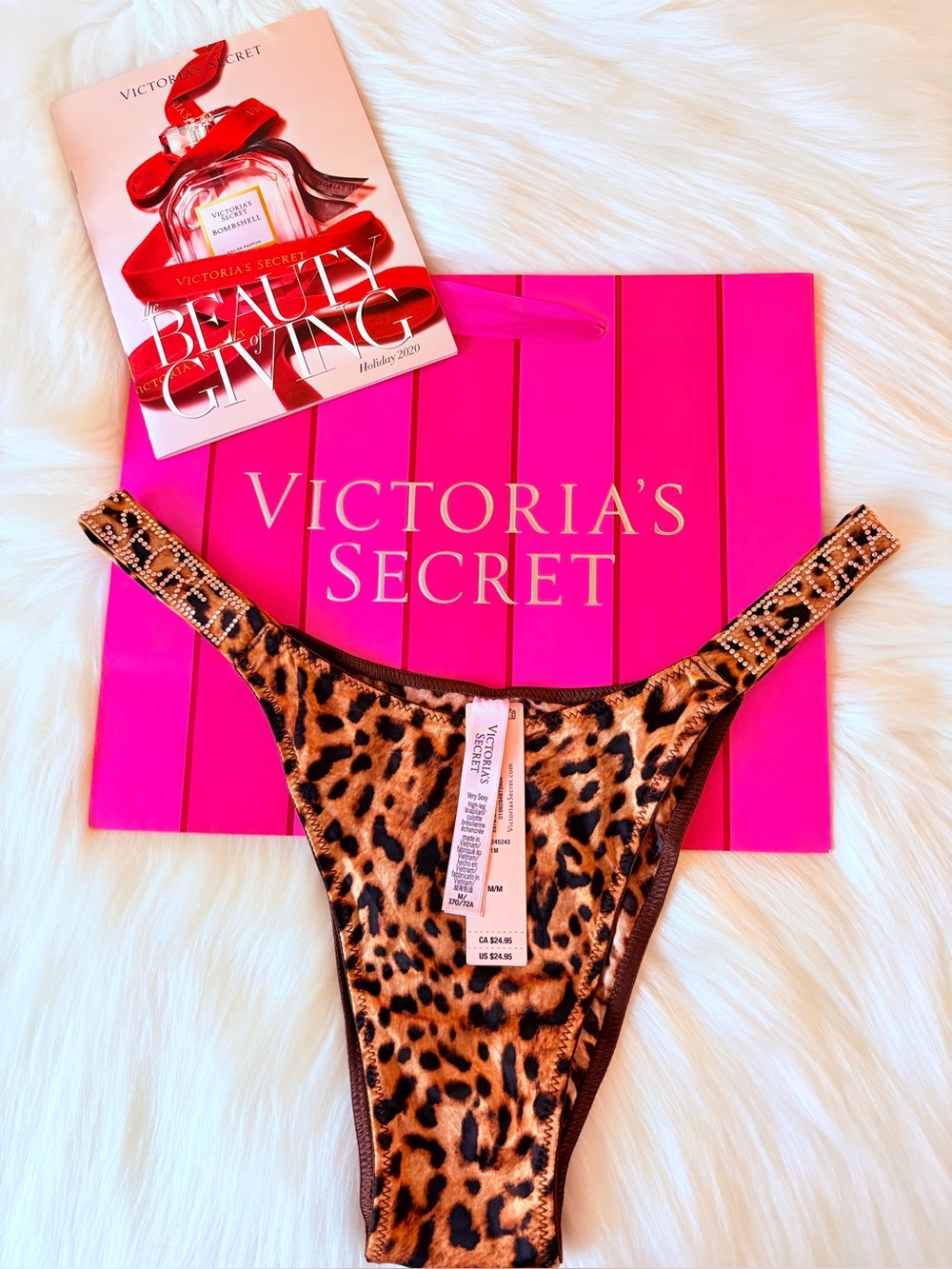 ❤️❤️Victoria’s Secret Logo shine strap panty (M)❤️❤️